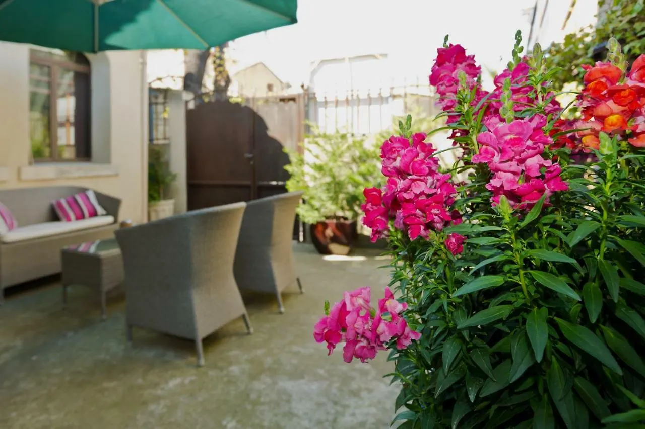 Bed and Breakfast La Pergola Châteauneuf-du-Pape Frankreich